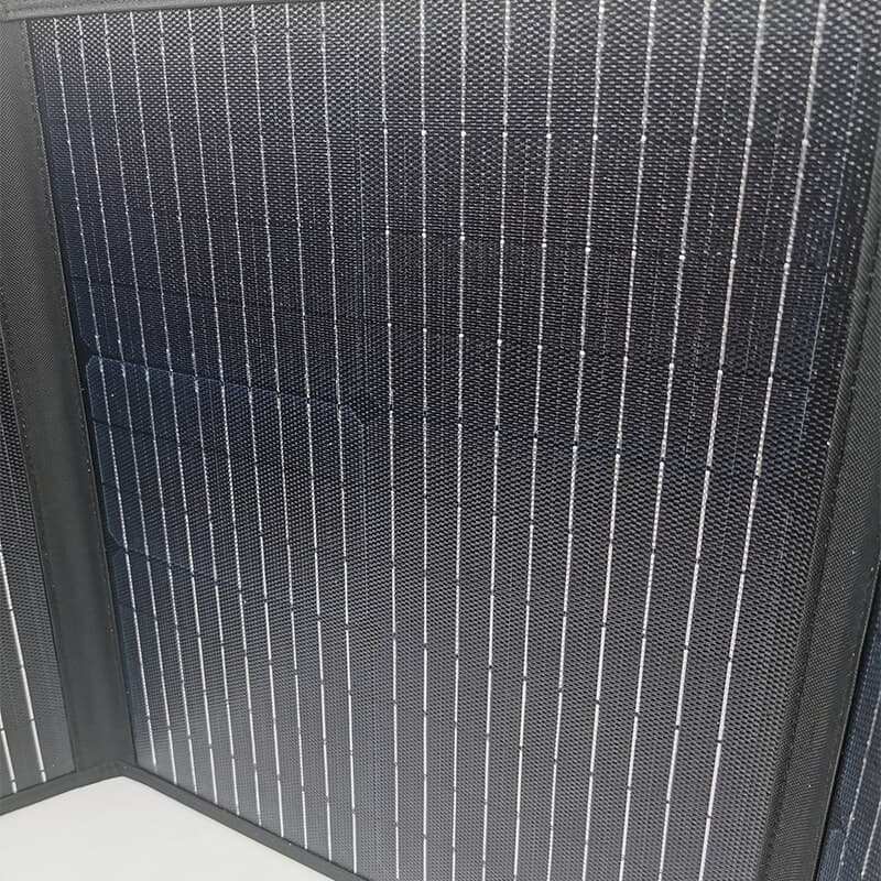Monocrystalline cloth seam folding solar panel
